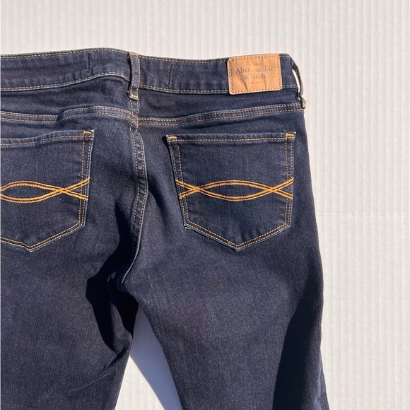 Abercrombie & Fitch women’s jeans size 26x29 - Picture 9 of 10